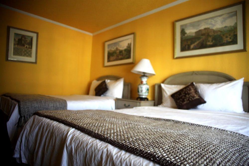 Hyundae Resort And Spa Дезерт-Хот-Спрингс Экстерьер фото